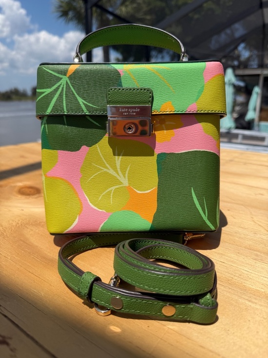 kate spade Handbags - Kate Spade Voyage Cucumber Floral Small Top-Handle Crossbody